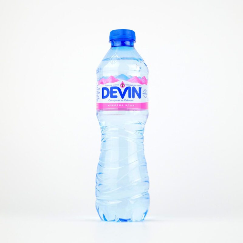 Apă pură de izvor Devin